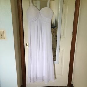 White Prom/Formal Dress. Fits like size 12/13.
